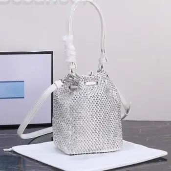  Женская сумка люксового бренда с ромбовидным украшением Сумка через плечо в форме ведра для вечерних банкетов, благородная сумочка высшего уровня