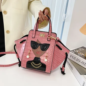 Женские сумки 2021 Дизайнерская сумка с верхней ручкой Высококачественная модная сумка через плечо Роскошный бренд Messenger Сумка через плечо для девочек