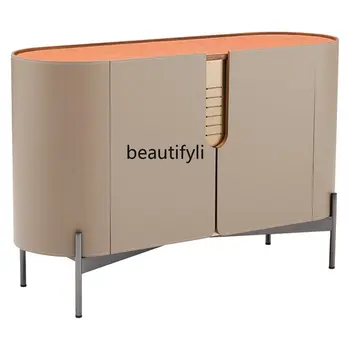 Итальянский минималистичный буфет / двухдверный седловидный кожаный закругленный угловой шкафчик Скандинавская современная мебель для ресторана