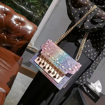 Модная сумка-цепочка с пайетками Весна 2023 Универсальная маленькая квадратная сумка Популярная женская сумка через плечо Тренд