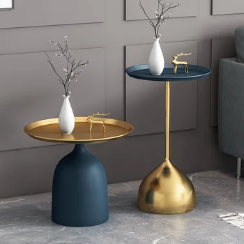  Сад Nordic Металл Маленький приставной столик Современный диван для гостиной Угловой Простой креативный железный центр Мебель для дома Muebles