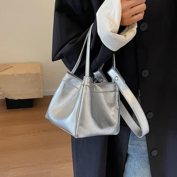 Серебряные сумки через плечо для женщин 2023 Y2K Koeran Модные сумки с короткой верхней ручкой Кожаная Люксовый бренд Advanced Party Tote Сумка