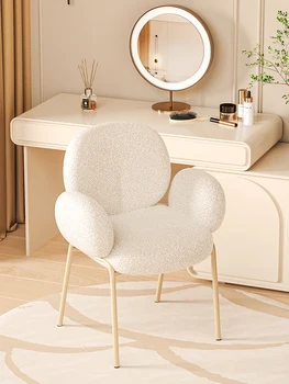 Скандинавские табуреты для макияжа Туалетные столики для спальни Табуреты Маникюрные стулья Кремовые обеденные стулья Стулья для гостиной rRoom Мебель Кресло