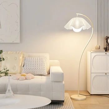  французский винтаж гостиная лепесток светодиодные торшеры спальня прикроватная лампа кабинет вертикальный декоративный окружающий свет домашний декор